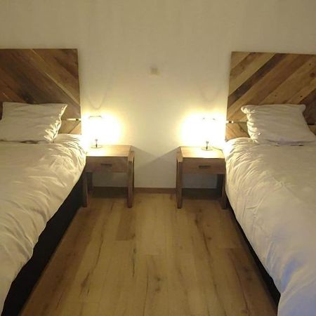 L'Escale Tout Confort Proximite Aeroport Et Grand Axes Charleroi Luaran gambar